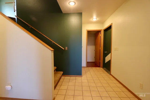 $1,050,000 | 1096 Eid Road, Moscow, ID 83843