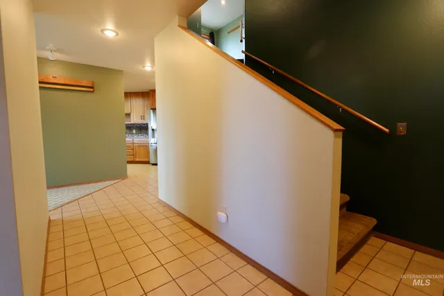 $1,050,000 | 1096 Eid Road, Moscow, ID 83843