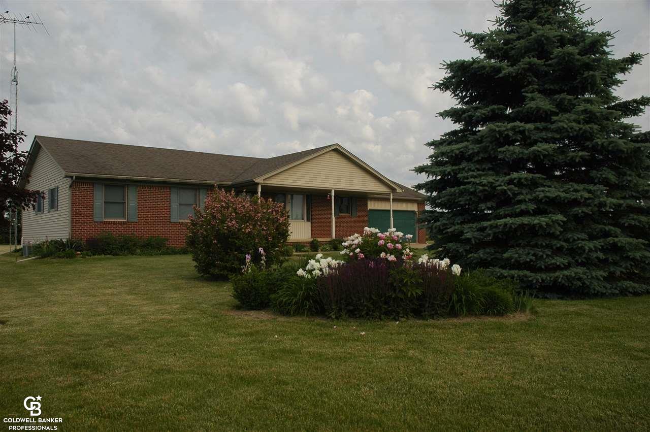 2077 Riley Center Road Memphis, MI 48041 - Photo 4 of 60 31352582-3.JPG