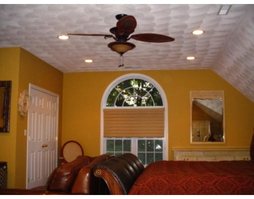 174 7 Star Road Groveland, MA 01834 - Photo 9 of 15 Gallery Image 9