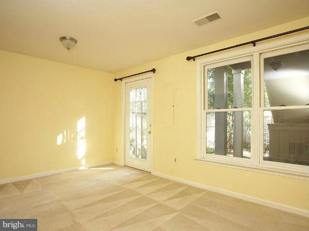 539 Tschiffely Square Road Gaithersburg, MD 20878 - Photo 20 of 30 Basement