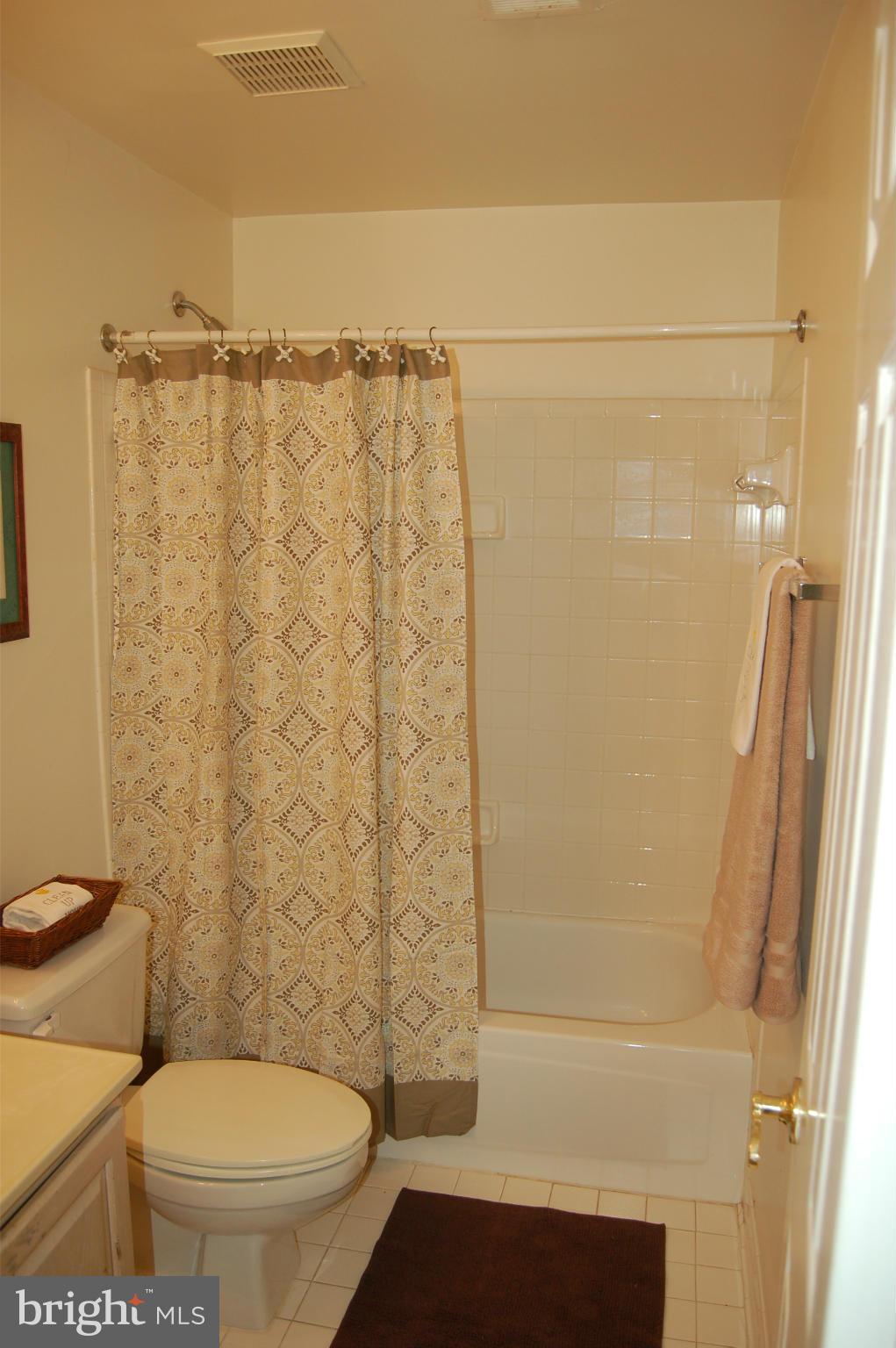 539 Tschiffely Square Road Gaithersburg, MD 20878 - Photo 22 of 30 Bath