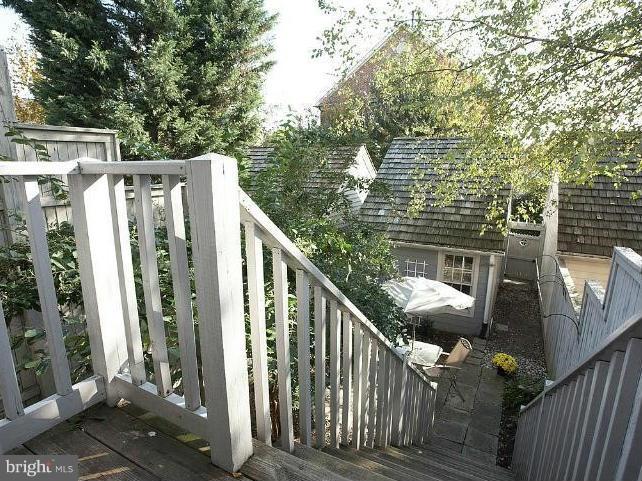 539 Tschiffely Square Road Gaithersburg, MD 20878 - Photo 24 of 30 Exterior (Rear)