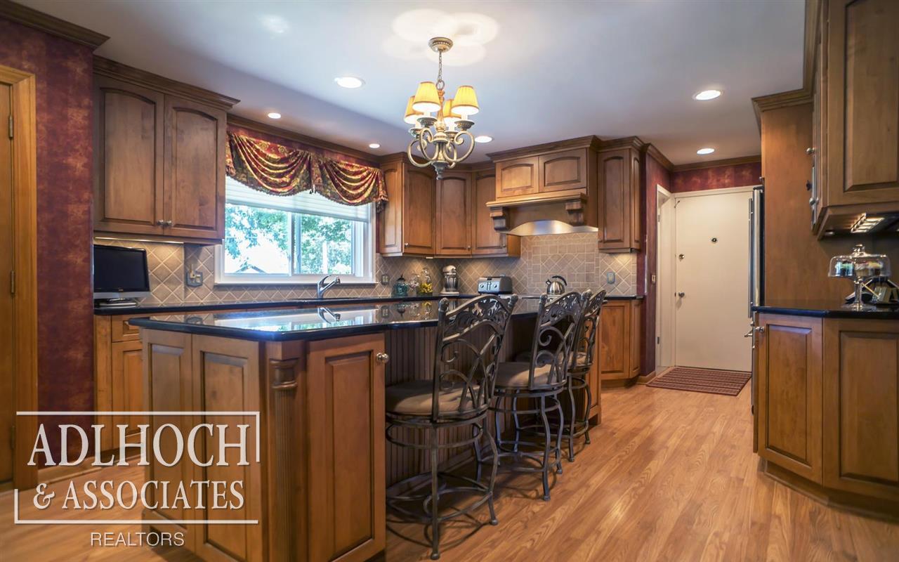 60 Willison Road Grosse Pointe Shores, MI 48236 - Photo 10 of 33