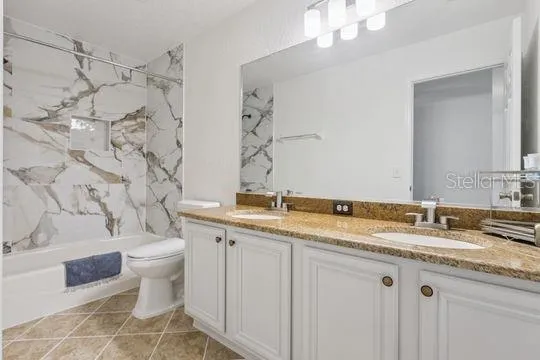 $419,900 | 5107 Northeast 122nd Boulevard, Oxford, FL 34484