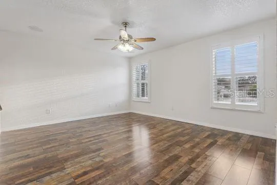 $419,900 | 5107 Northeast 122nd Boulevard, Oxford, FL 34484