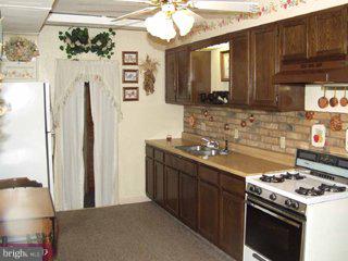 233 Bridge Street Spring City, PA 19475 - Photo 2 of 6 Gallery Image 2