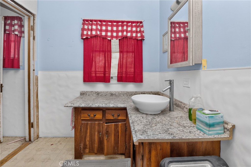 203 Walnut Street Needles, CA 92363 - Photo 23 of 32