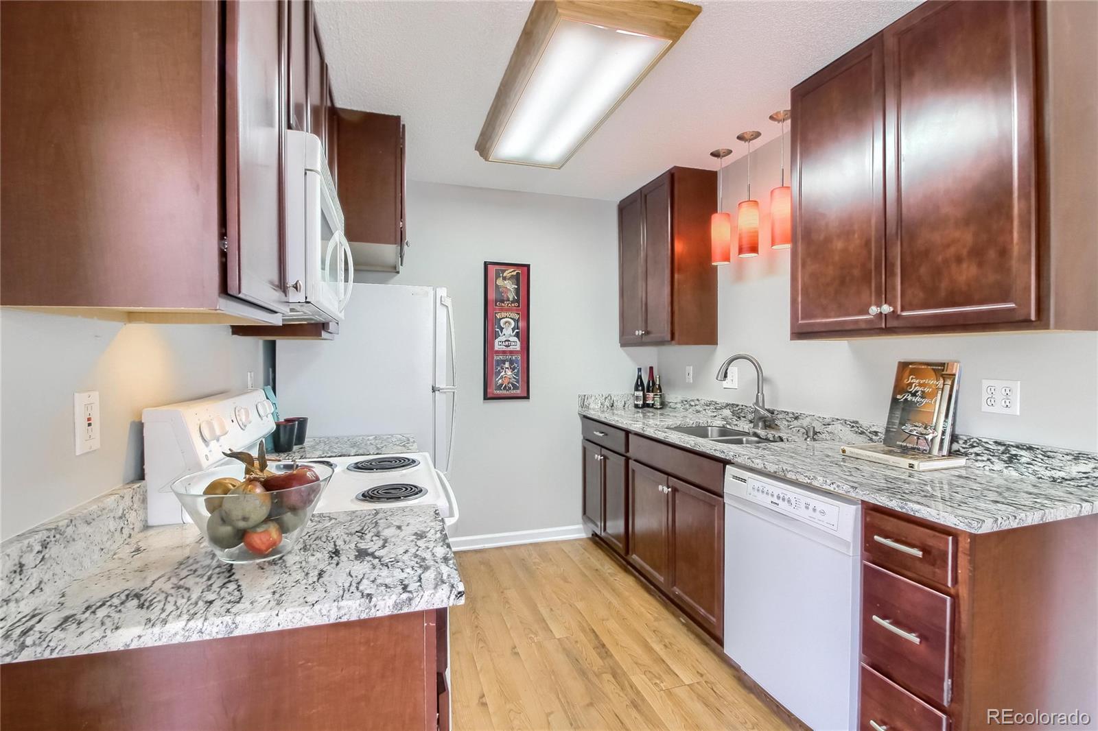 6906 Ryan Gulch Road, Unit 6906 Silverthorne, CO 80498 - Photo 7 of 29 Gallery Image 7