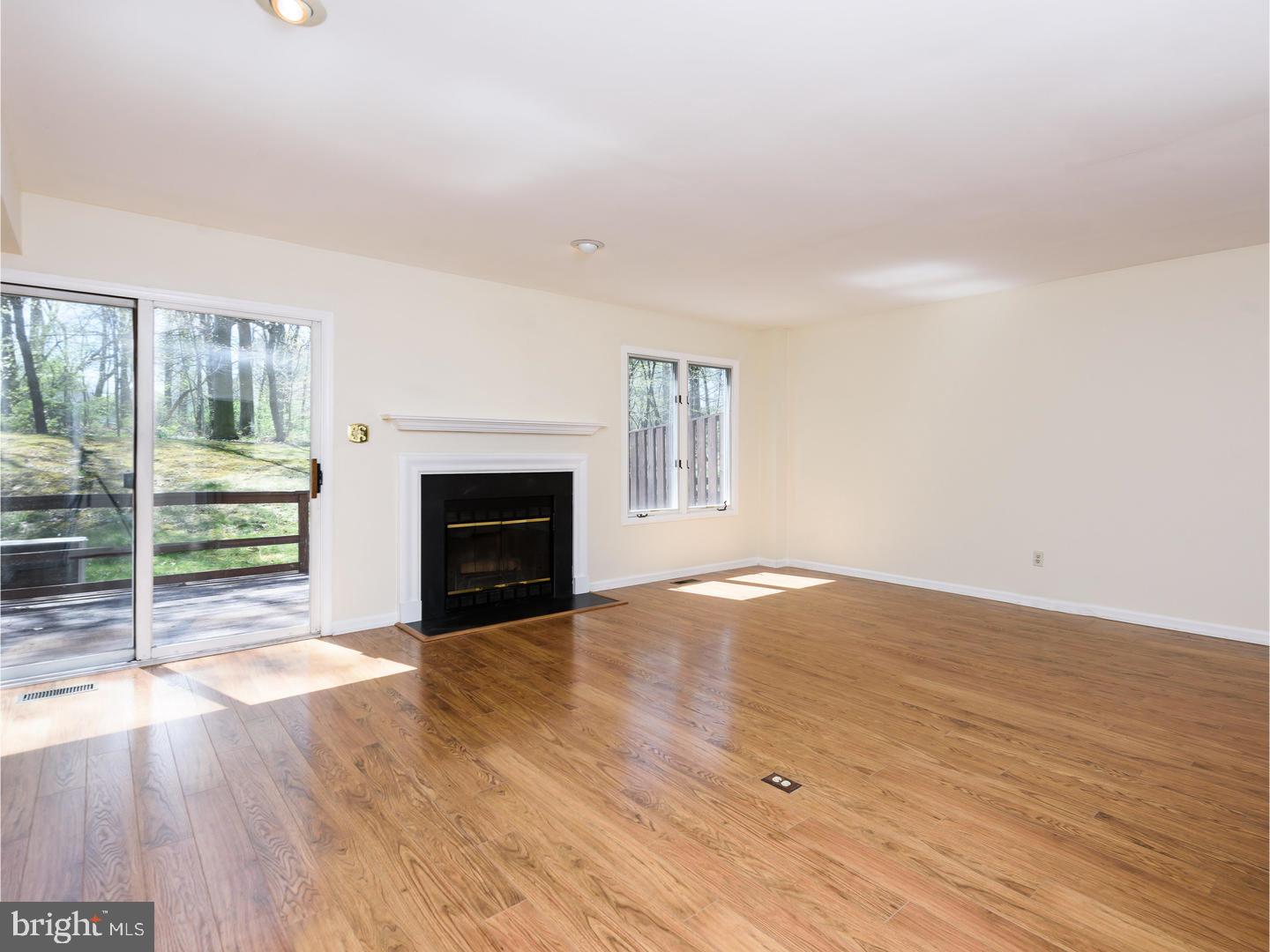 314 Fox Run Exton, PA 19341 - Photo 5 of 25