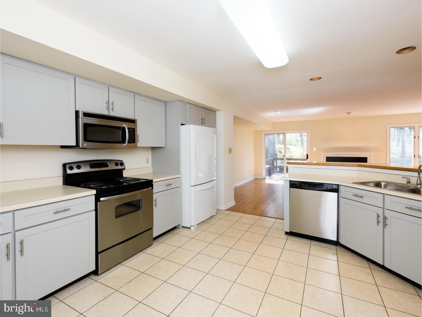 314 Fox Run Exton, PA 19341 - Photo 9 of 25