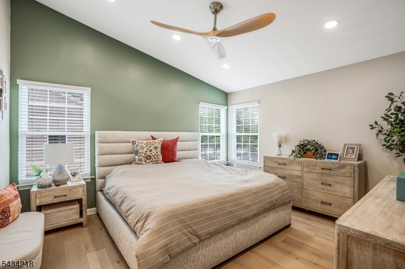 38 Fieldstone Road Bedminster, NJ 07921 - Photo 14 of 30