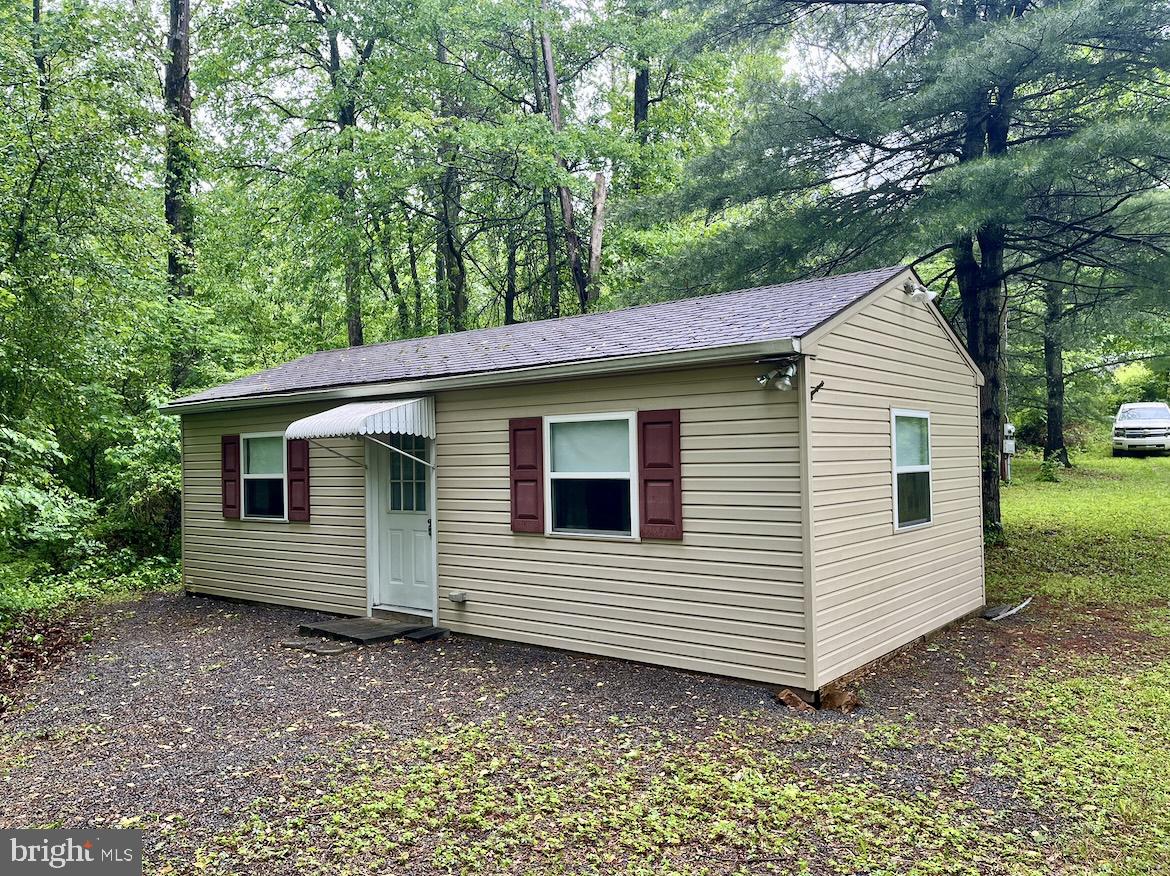 1374 McCabe Road Landisburg, PA 17040 - Photo 2 of 19 Gallery Image 2