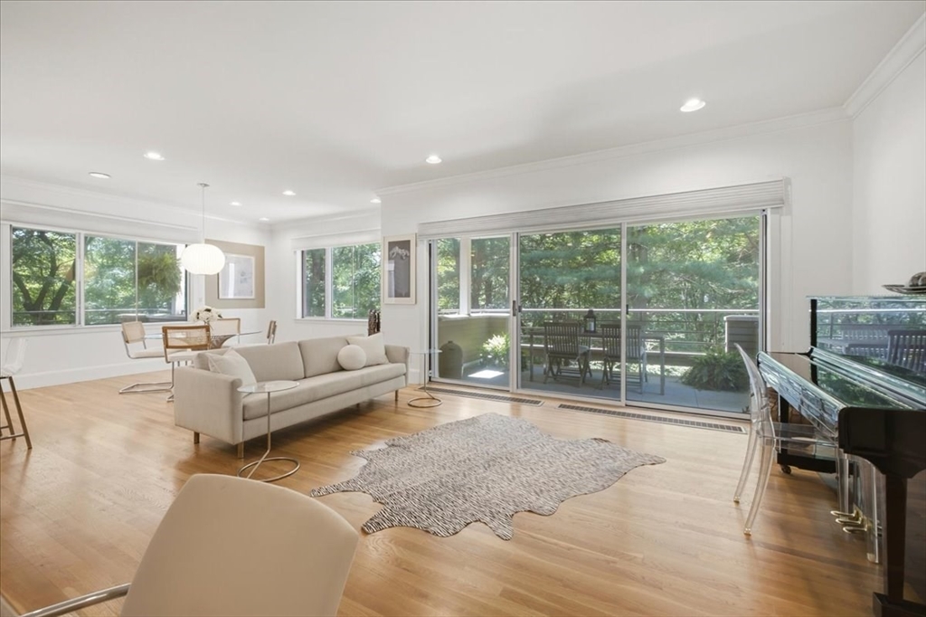 206 Allandale Road, Unit 1B Boston, MA 02467 - Photo 4 of 33