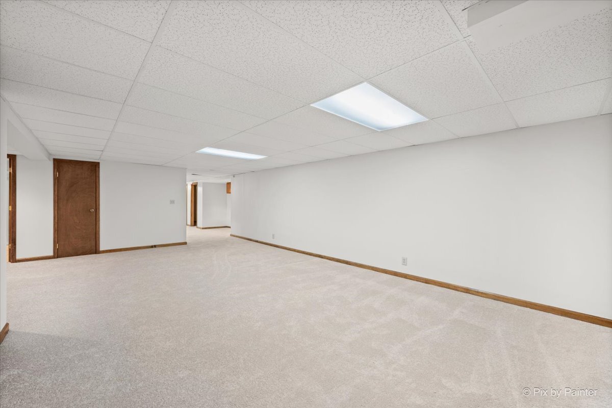 1305 Sequoia Road Naperville, IL 60540 - Photo 29 of 51 Gallery Image 29