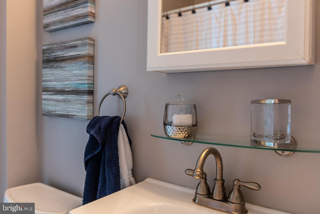 13903 Sailing Road Ocean City, MD 21842 - Photo 26 of 70 Master Bathroom 1st Floor