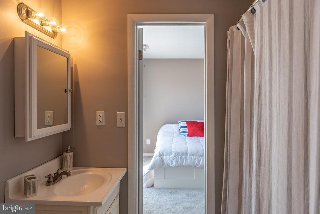 13903 Sailing Road Ocean City, MD 21842 - Photo 45 of 70 Bathroom 2 Full