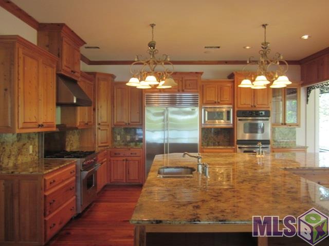 10650 Morning View Court Baton Rouge, LA 70817 - Photo 17 of 48 View of kitchen