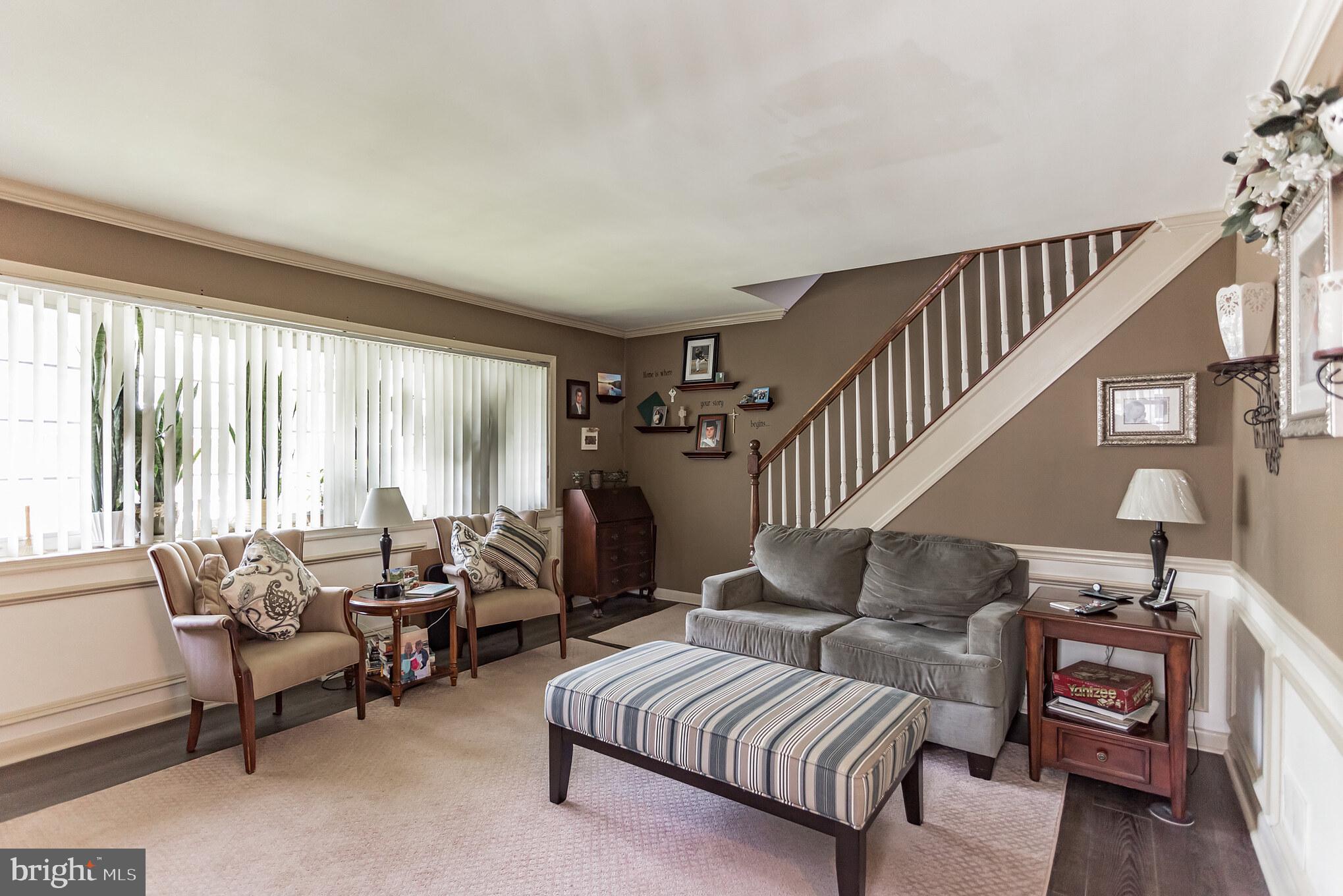 1429 Grace Road Swarthmore, PA 19081 - Photo 5 of 24 Living Room