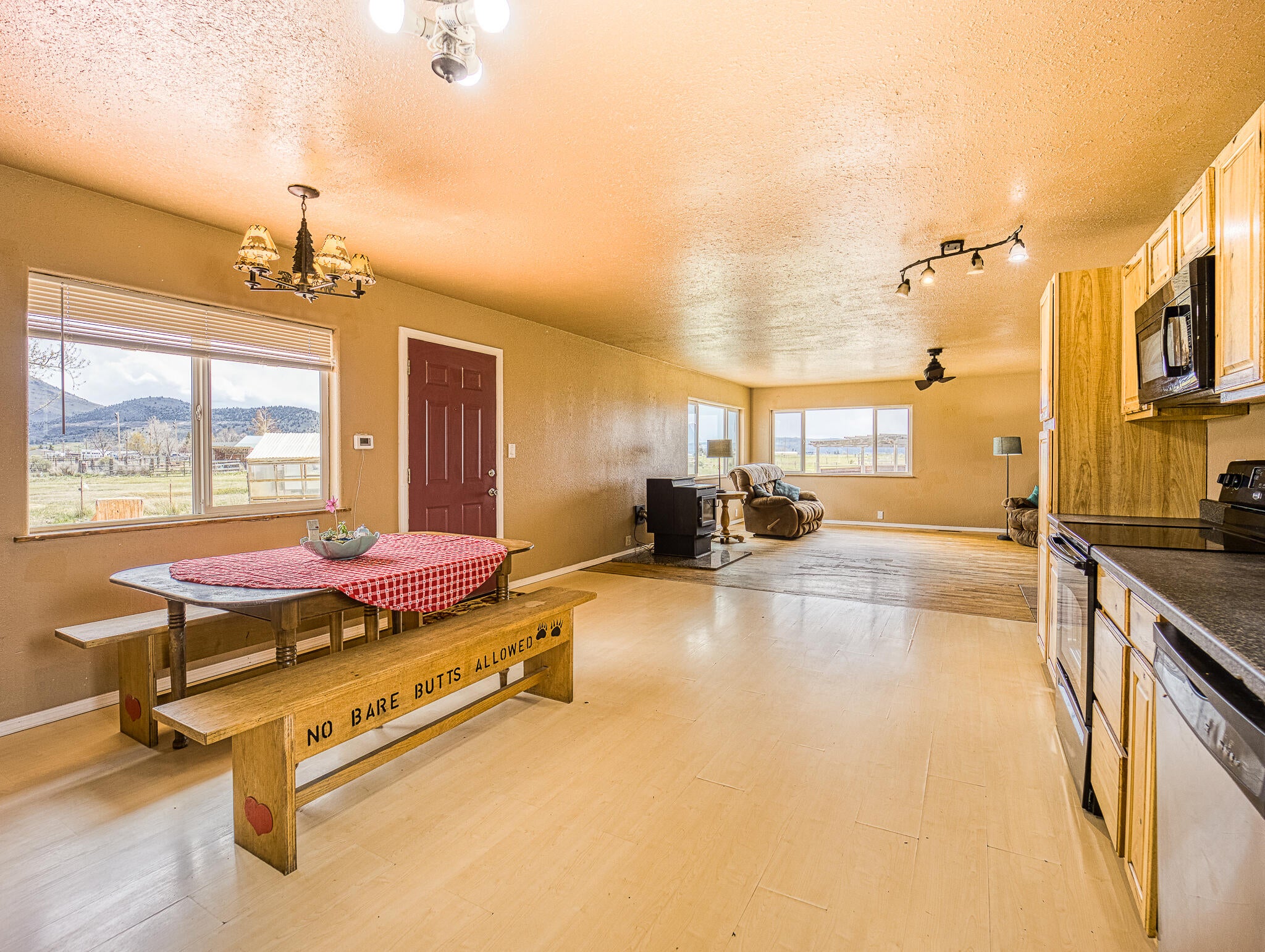 7418 Reeder Road Klamath Falls, OR 97603 - Photo 13 of 50 Reeder Rd-06