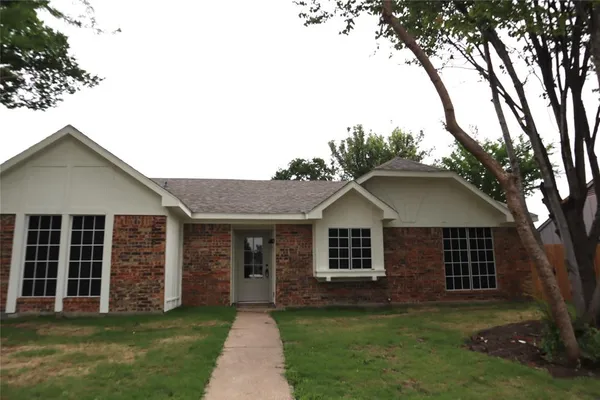 $2,000 | 1505 Bergen Drive, Garland, TX 75040