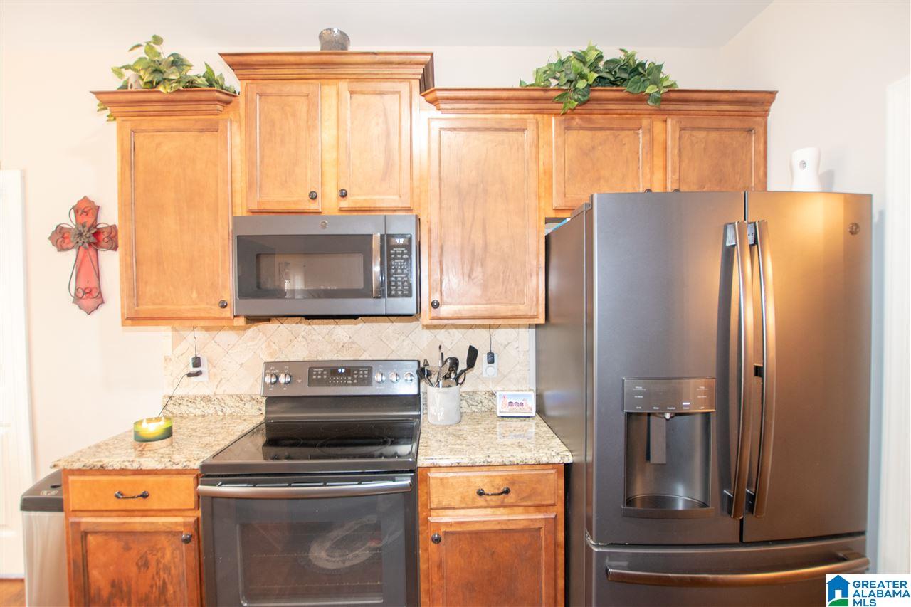 755 Ridgefield Way Odenville, AL 35120 - Photo 8 of 39