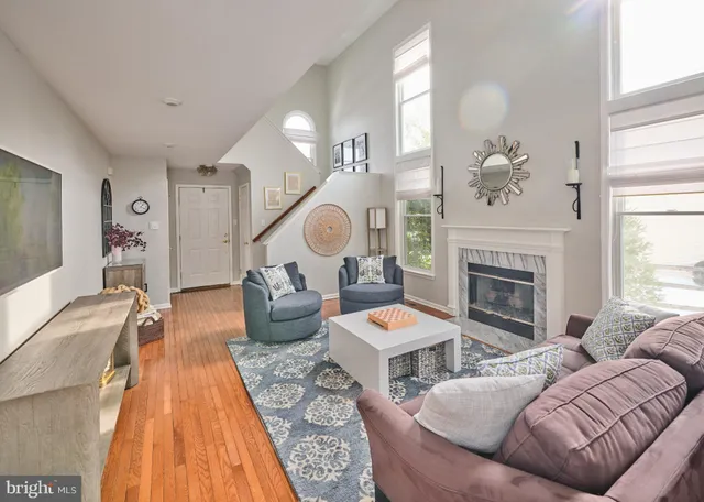 $664,900 | 117 Cottonwood Court, Doylestown, PA 18901