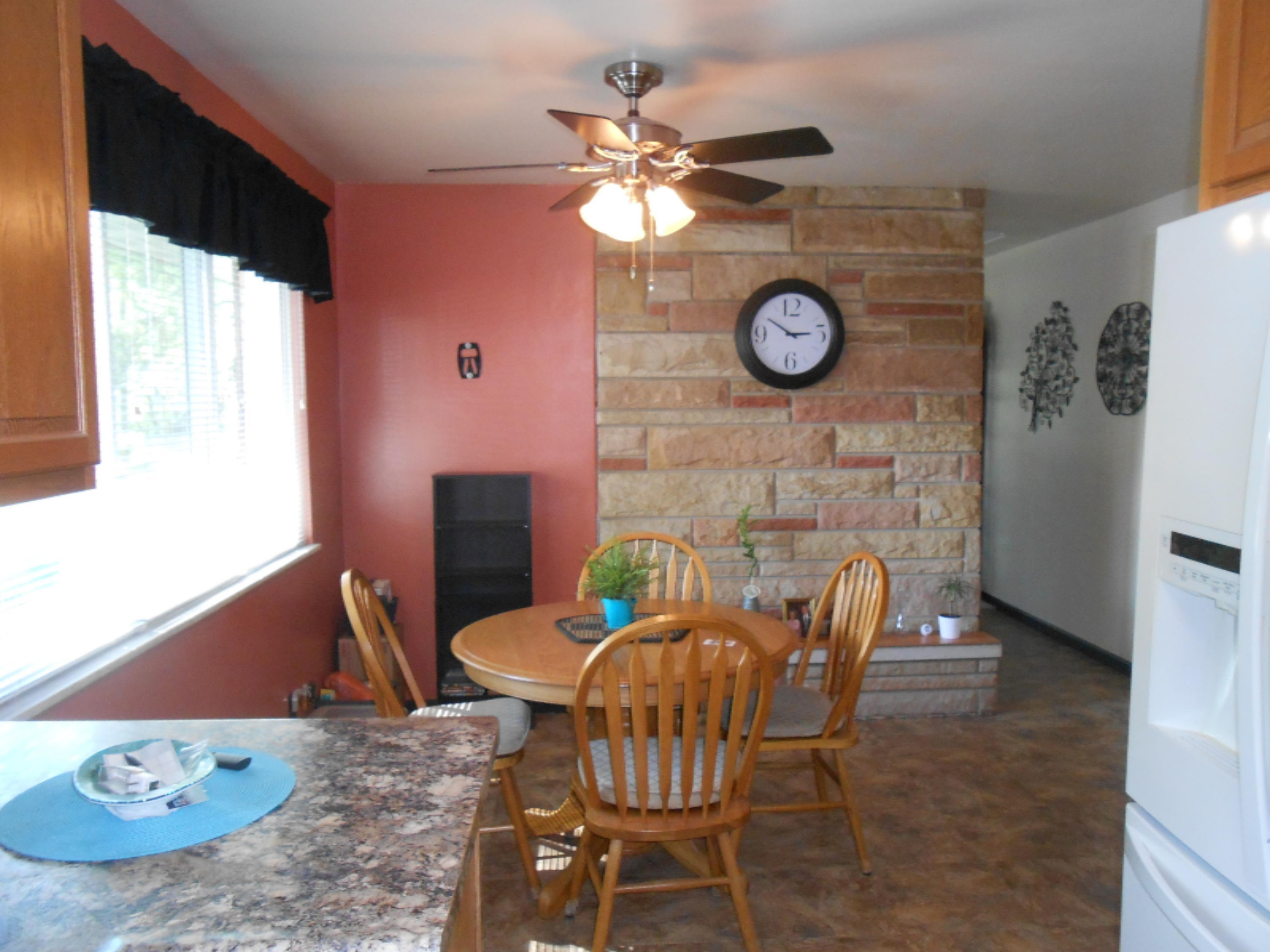 832 Cranbrook Road Muskegon, MI 49441 - Photo 3 of 16 DSCN2569