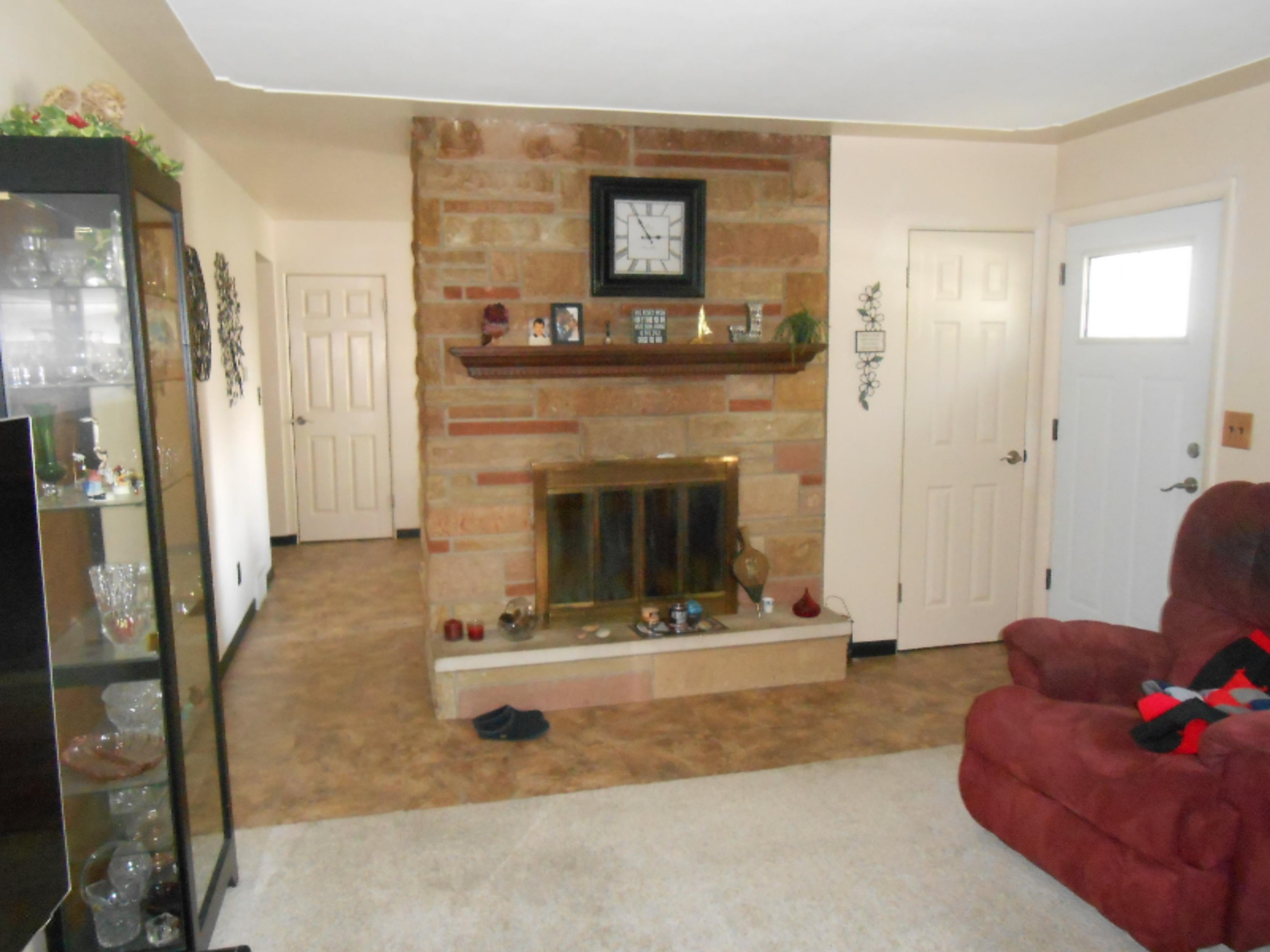 832 Cranbrook Road Muskegon, MI 49441 - Photo 5 of 16 DSCN2567