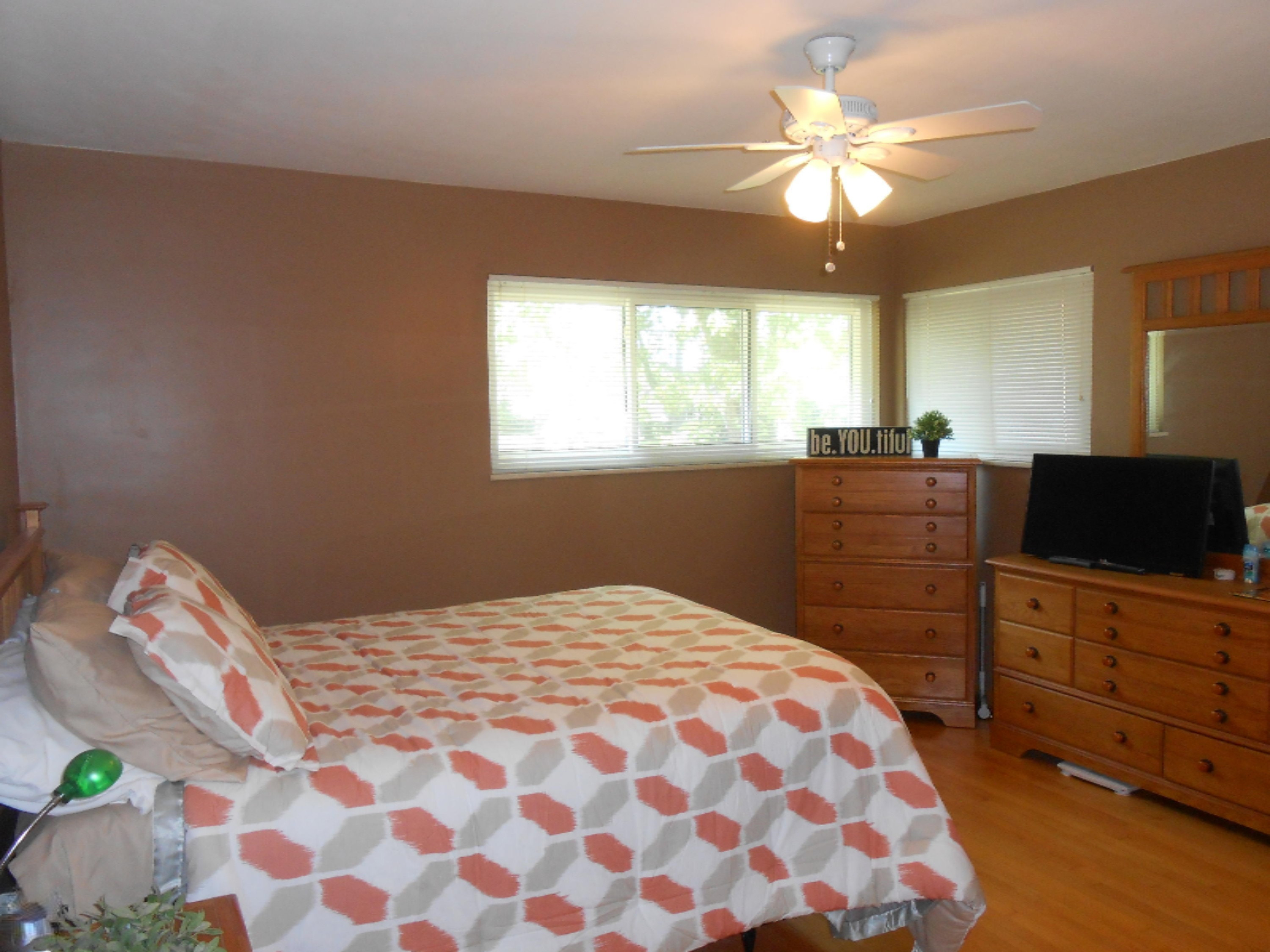 832 Cranbrook Road Muskegon, MI 49441 - Photo 6 of 16 DSCN2578