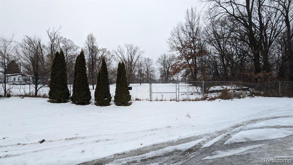3222 Branch Road Flint, MI 48506 - Photo 8 of 11