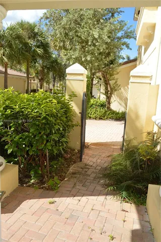 $3,650 | 1591 Passion Vine Circle, Unit 102, Weston, FL 33326