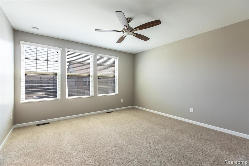 851 Barclay Circle Rochester Hills, MI 48307 - Photo 11 of 22