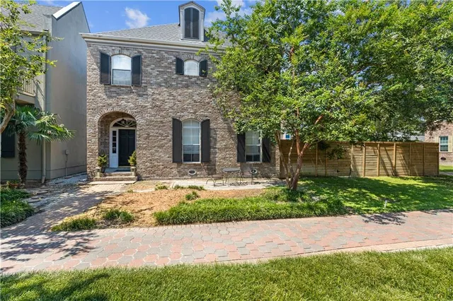 $3,500 | 124 West Esplanade Avenue, Kenner, LA 70065