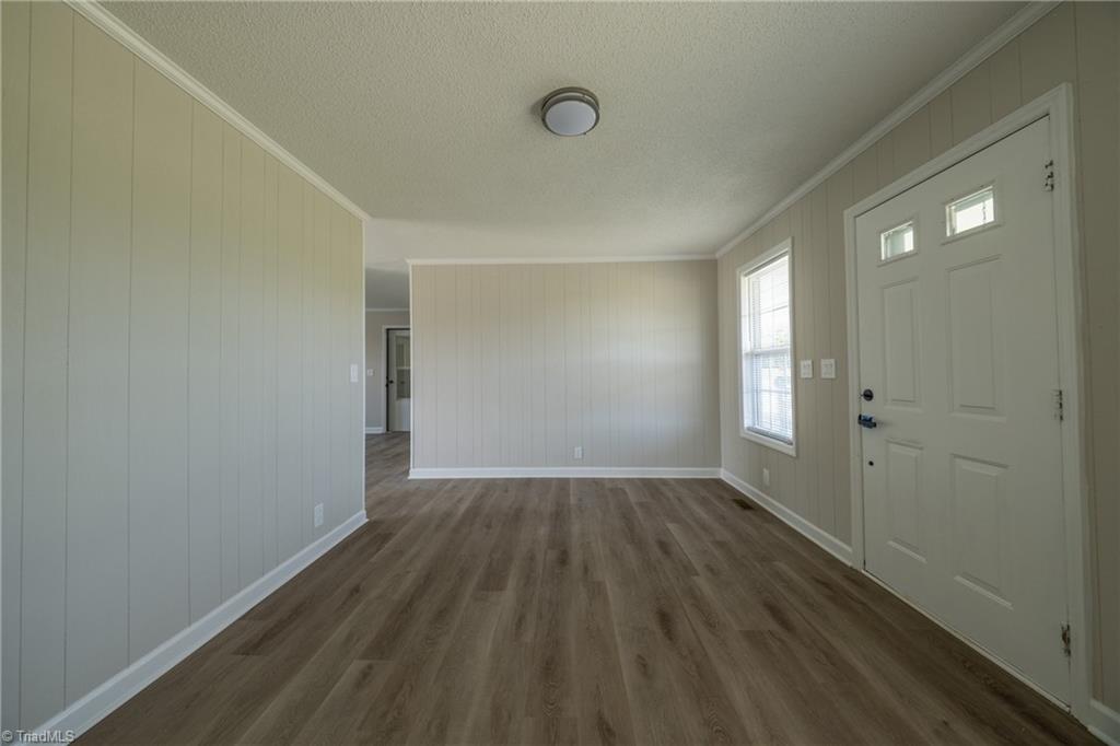 817 Holly Springs Road Mount Airy, NC 27030 - Photo 7 of 32