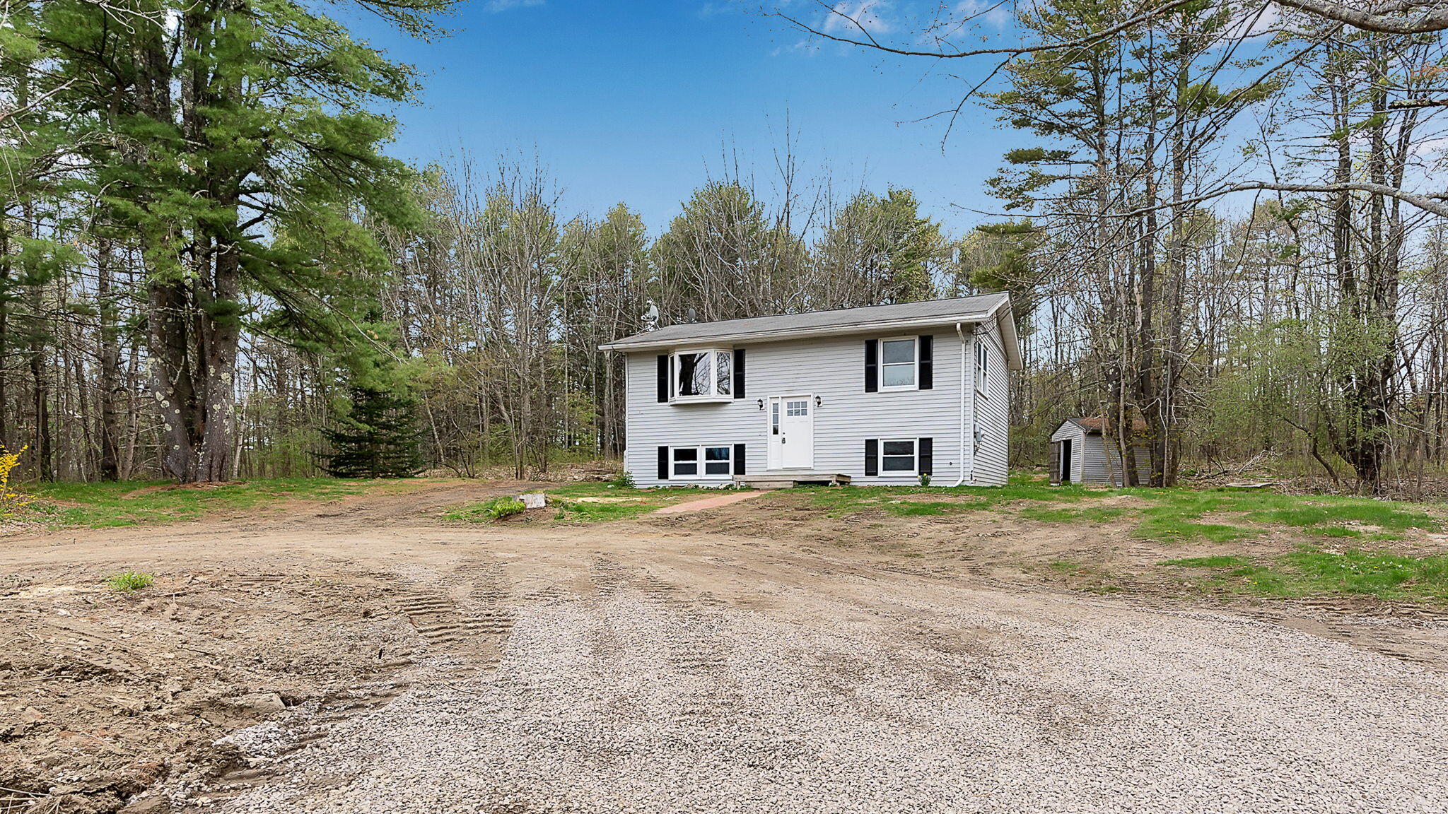 220 Post Road Bowdoin, ME 04287 - Photo 2 of 37 Front of home