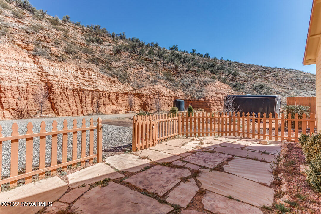 2485 South Sexton Ranch Road Cornville, AZ 86325 - Photo 24 of 34 026_Flagstone Patio