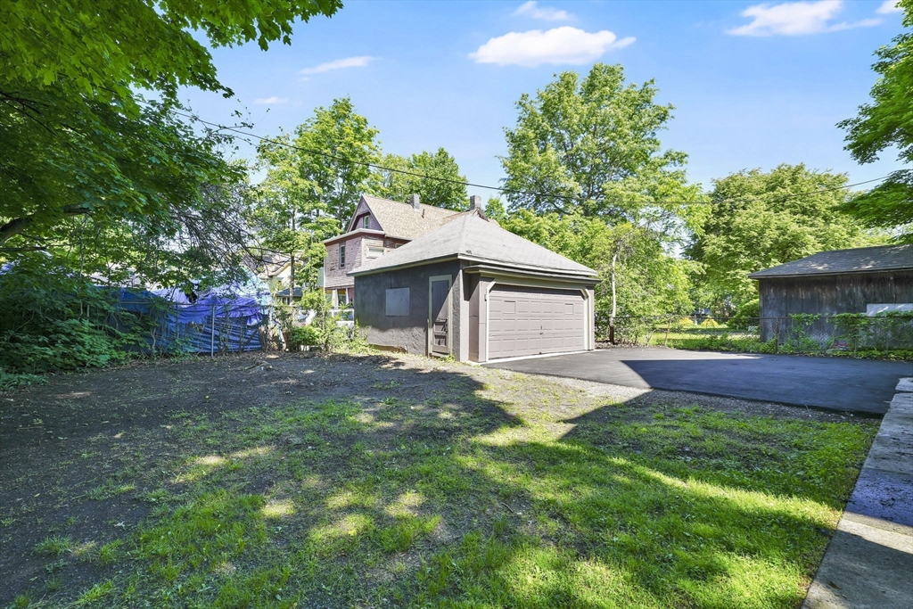 288 St James Avenue Springfield, MA 01109 - Photo 40 of 41