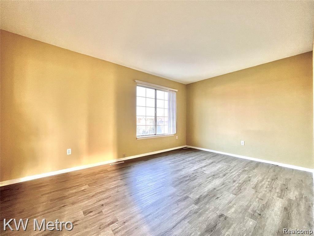 32238 West 12 Mile Road, Unit 114 Farmington, MI 48334 - Photo 11 of 17