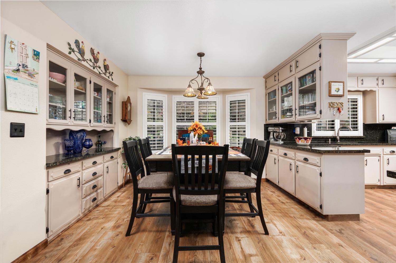 131 Post Avenue Sanger, CA 93657 - Photo 14 of 43