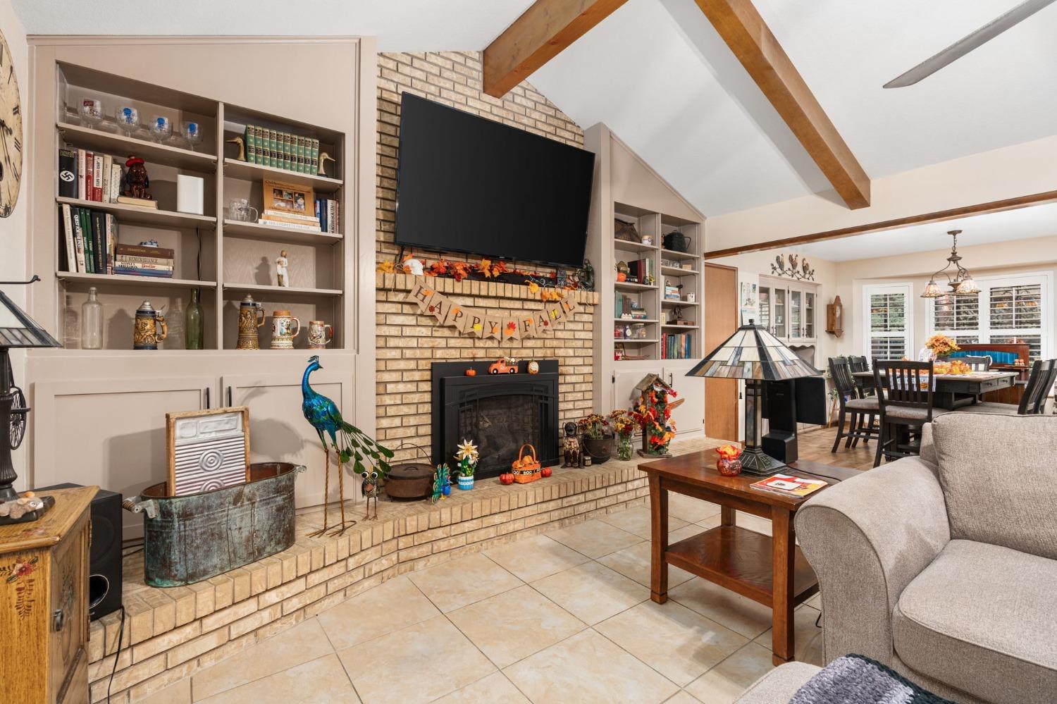 131 Post Avenue Sanger, CA 93657 - Photo 19 of 43