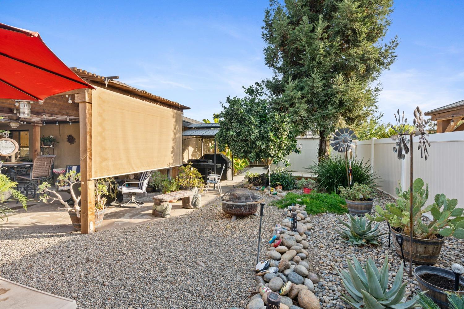 131 Post Avenue Sanger, CA 93657 - Photo 38 of 43