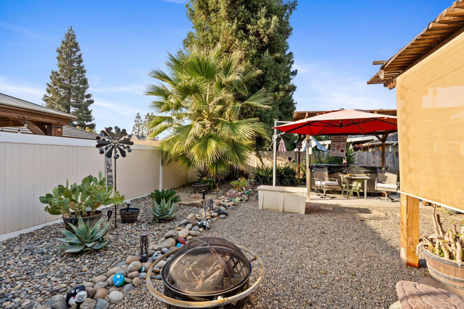 131 Post Avenue Sanger, CA 93657 - Photo 39 of 43