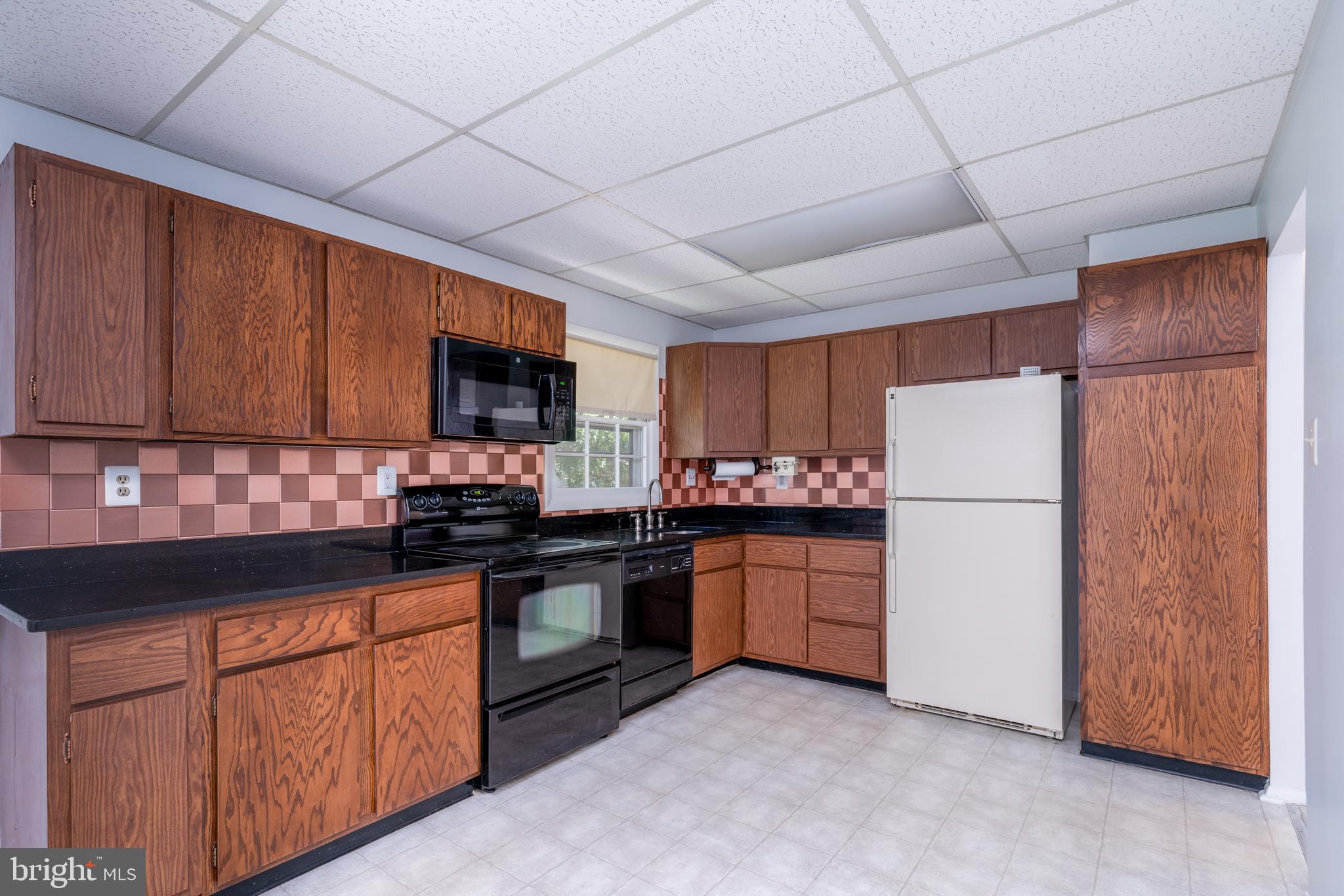944 Fall Ridge Way Gambrills, MD 21054 - Photo 8 of 24 Kitchen
