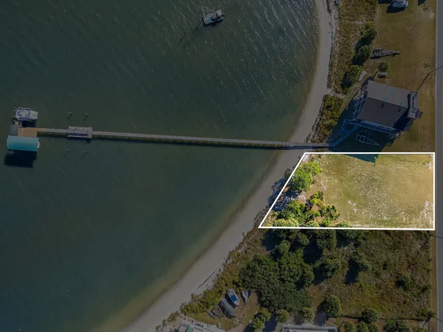 $475,000 | 1638 Alligator Drive, Alligator Point, FL 32346