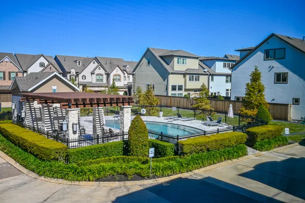 $3,200 | 11023 Acorn Falls Drive, Houston, TX 77043