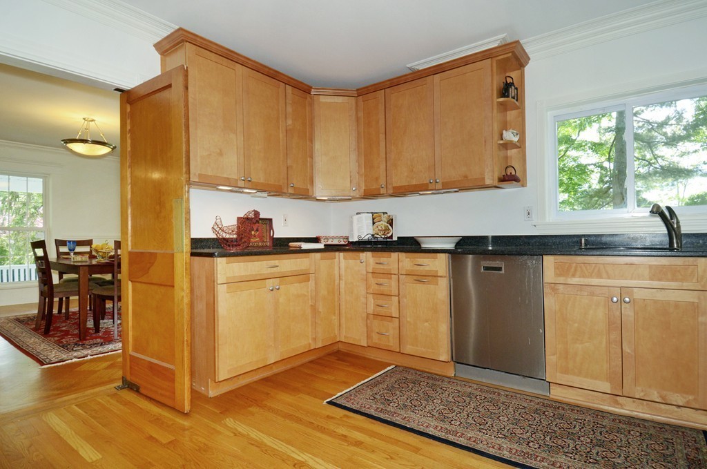 14 Broadway Stoneham, MA 02180 - Photo 6 of 30