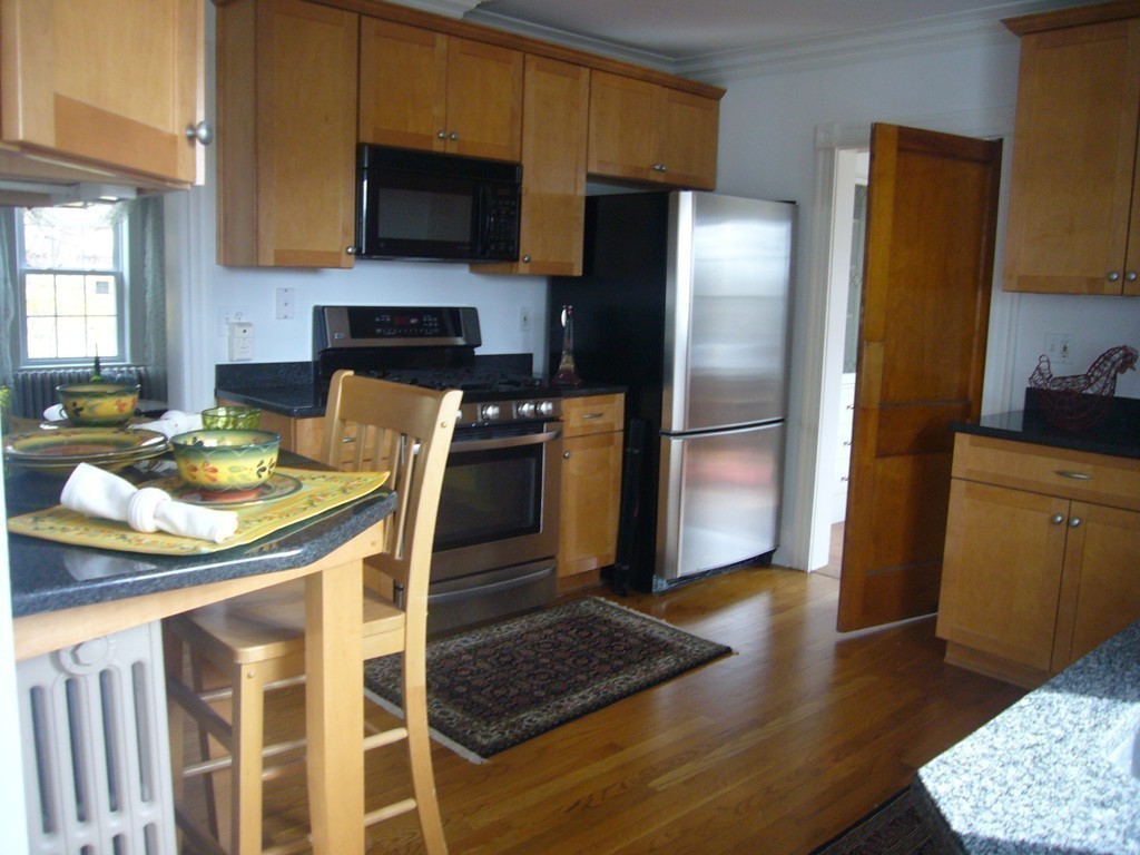 14 Broadway Stoneham, MA 02180 - Photo 7 of 30