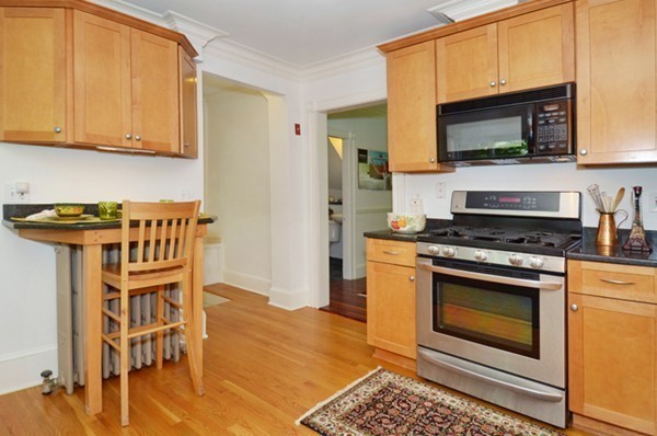 14 Broadway Stoneham, MA 02180 - Photo 8 of 30