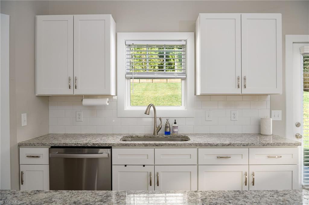 5673 Styers Ferry Road Clemmons, NC 27012 - Photo 11 of 30